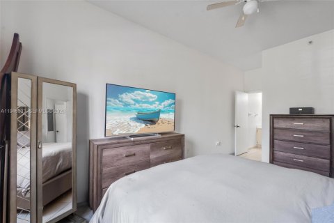 Купить кондоминиум в Дорал, Флорида 2 спальни, 80.82м2, № 2001905 - фото 25