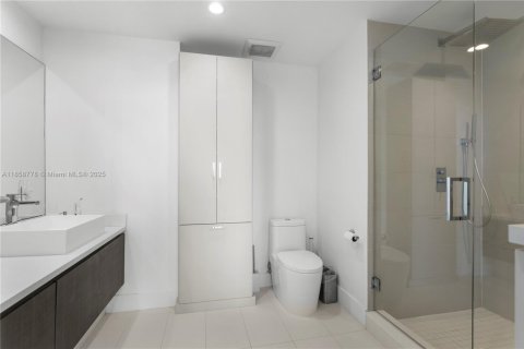 Купить кондоминиум в Бей-Харбор-Айлендс, Флорида 2 спальни, 111.67м2, № 2016492 - фото 13