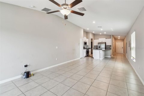 Casa en alquiler en Sun City Center, Florida, 3 dormitorios, 134.8 m2 № 1908491 - foto 13