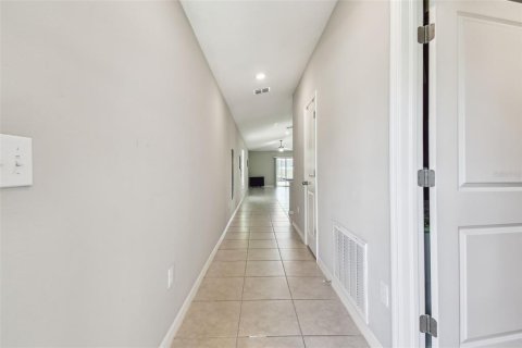 House in Sun City Center, Florida 3 bedrooms, 134.8 sq.m. № 1908491 - photo 3