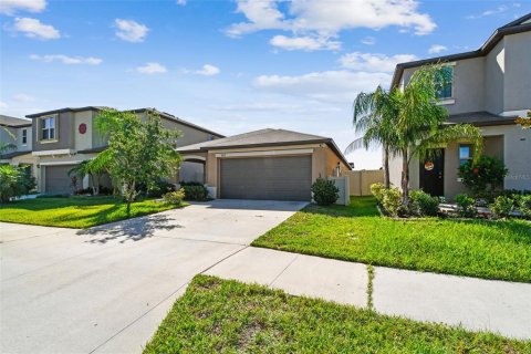 Casa en alquiler en Sun City Center, Florida, 3 dormitorios, 134.8 m2 № 1908491 - foto 1