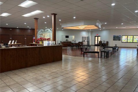 House in Weston, Florida 3 bedrooms, 137.4 sq.m. № 1996260 - photo 30