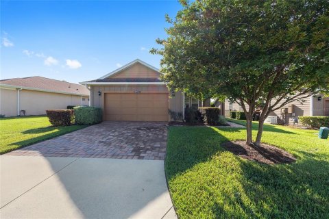House in OCALA PRESERVE in Ocala, Florida 2 bedrooms, 154.78 sq.m. № 1803571 - photo 3