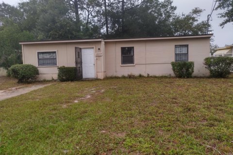 House in Jacksonville, Florida 3 bedrooms, 111.48 sq.m. № 845696 - photo 1