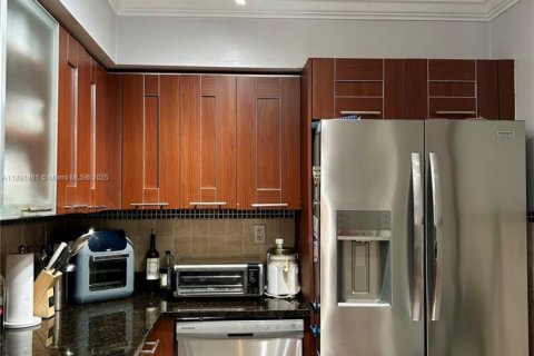 Condominio en alquiler en Aventura, Florida, 2 dormitorios, 98.66 m2 № 1943704 - foto 12