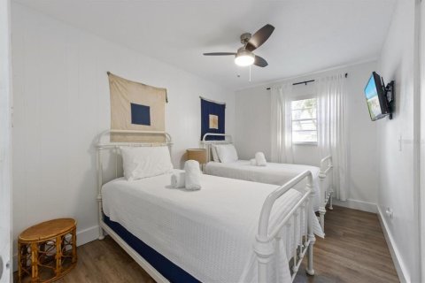 Condominio en venta en Holmes Beach, Florida, 2 dormitorios, 78.04 m2 № 1683094 - foto 12