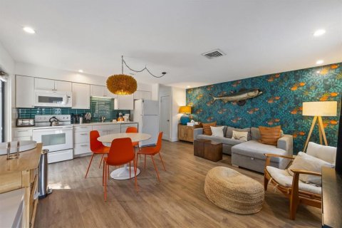 Condominio en venta en Holmes Beach, Florida, 2 dormitorios, 78.04 m2 № 1683094 - foto 4