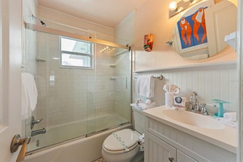 Condominio en venta en Holmes Beach, Florida, 2 dormitorios, 78.04 m2 № 1683094 - foto 14