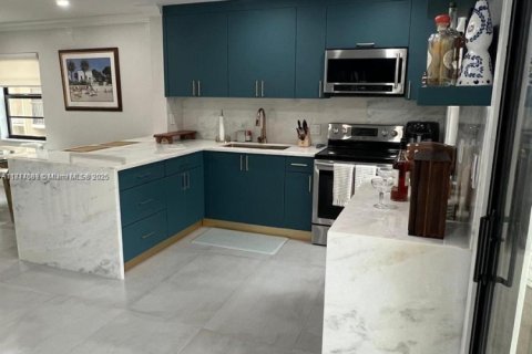 Touwnhouse à louer à Marco Island, Floride: 2 chambres № 2194842 - photo 6