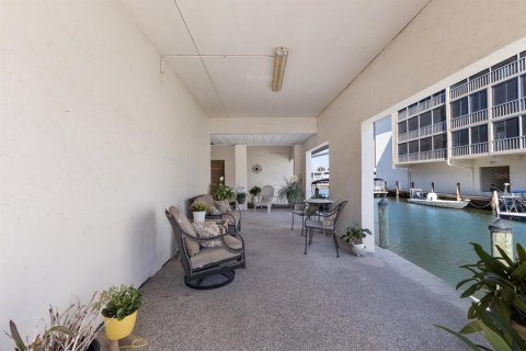 Condo in Bradenton, Florida, 2 bedrooms  № 1628935 - photo 23