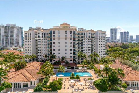 Condominio en Aventura, Florida, 2 dormitorios  № 1968317