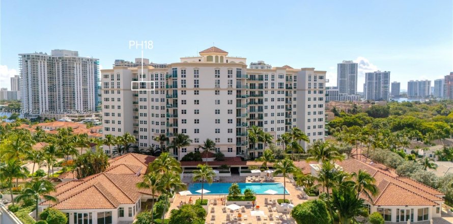 Condominio en Aventura, Florida, 2 dormitorios  № 1968317