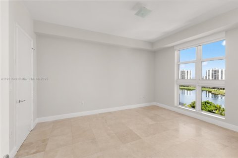 Condominio en alquiler en Aventura, Florida, 2 dormitorios, 116.78 m2 № 1968317 - foto 16