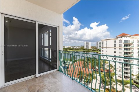 Condominio en alquiler en Aventura, Florida, 2 dormitorios, 116.78 m2 № 1968317 - foto 14