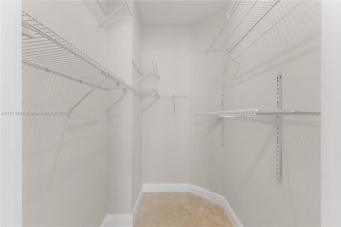 Condominio en alquiler en Aventura, Florida, 2 dormitorios, 116.78 m2 № 1968317 - foto 21