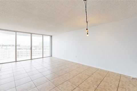 Купить кондоминиум в Авентура, Флорида 1 спальня, 93.37м2, № 1710002 - фото 8