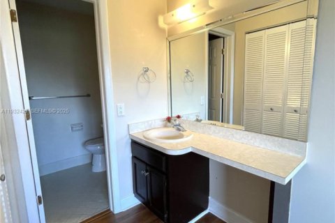 Copropriété à louer à Coral Springs, Floride: 2 chambres, 78.04 m2 № 1990705 - photo 20