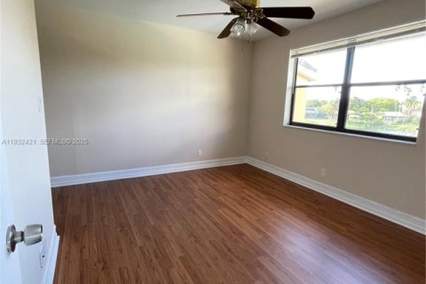 Copropriété à louer à Coral Springs, Floride: 2 chambres, 78.04 m2 № 1990705 - photo 22