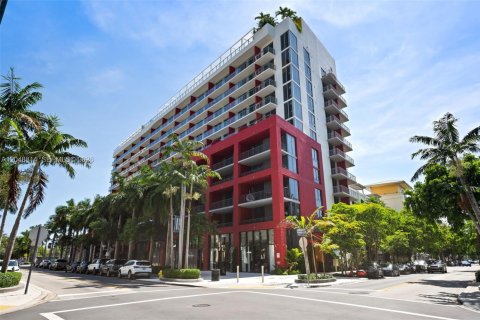 Studio in the Condo in Miami, Florida  № 2260641