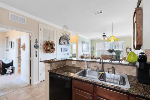 Condo in Davenport, Florida, 3 bedrooms  № 1415913 - photo 5
