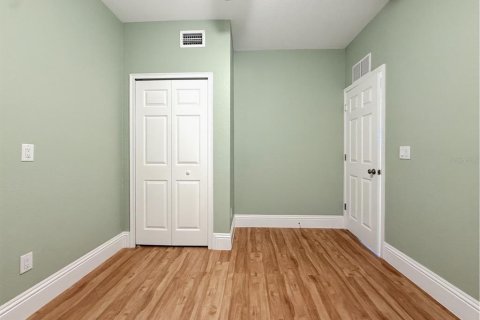 House in Orlando, Florida 3 bedrooms, 148.64 sq.m. № 2393707 - photo 20