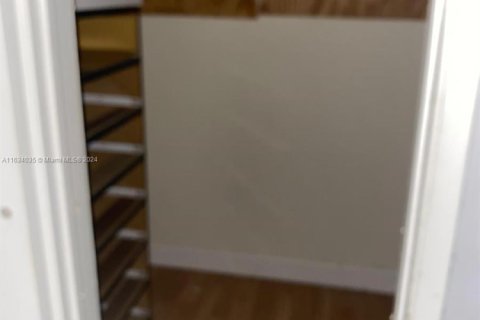 Condominio en venta en Miami Beach, Florida, 1 dormitorio, 61.59 m2 № 1859713 - foto 8