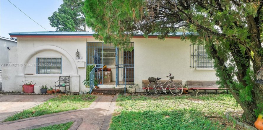 Villa ou maison à Miami, Floride 3 chambres, 121.52 m2 № 1956662