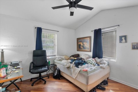 Villa ou maison à vendre à Miami, Floride: 3 chambres, 121.52 m2 № 1956662 - photo 10