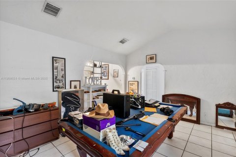 Villa ou maison à vendre à Miami, Floride: 3 chambres, 121.52 m2 № 1956662 - photo 5