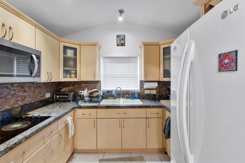 Villa ou maison à vendre à Miami, Floride: 3 chambres, 121.52 m2 № 1956662 - photo 6