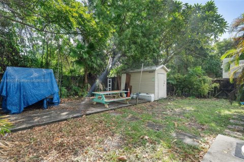 Villa ou maison à vendre à Miami, Floride: 3 chambres, 121.52 m2 № 1956662 - photo 12