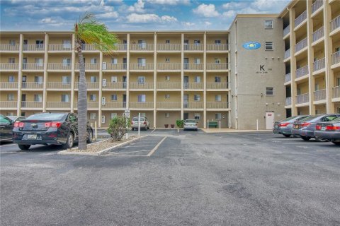 Condominio en venta en Bradenton, Florida, 2 dormitorios, 106.28 m2 № 1523265 - foto 1
