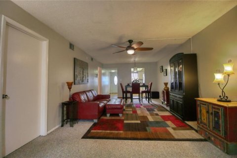 Condominio en venta en Bradenton, Florida, 2 dormitorios, 106.28 m2 № 1523265 - foto 17