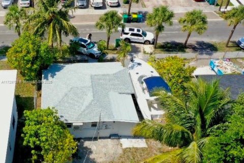 House in Dania Beach, Florida 3 bedrooms № 1479638 - photo 5