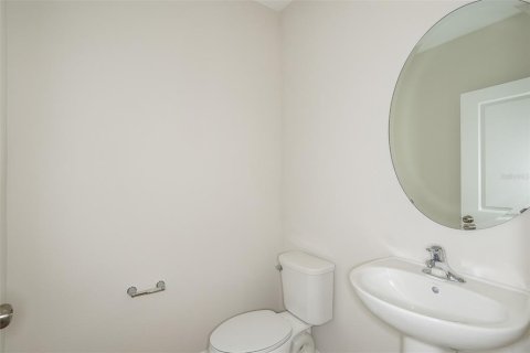 House in Dade City, Florida 4 bedrooms, 206.8 sq.m. № 2220038 - photo 15