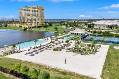 Copropriété à vendre à Palmetto, Floride: 2 chambres, 171.59 m2 № 2324264 - photo 28