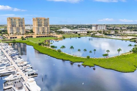 Condo à Palmetto, Floride, 2 chambres  № 2324264
