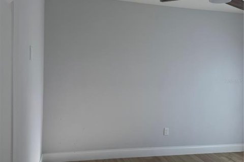 House in Ocala, Florida 3 bedrooms, 136.01 sq.m. № 1743158 - photo 28