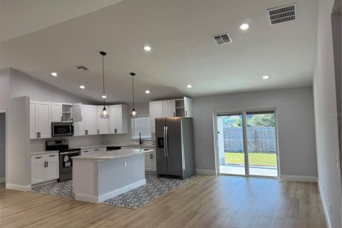 House in Ocala, Florida 3 bedrooms, 136.01 sq.m. № 1743158 - photo 9