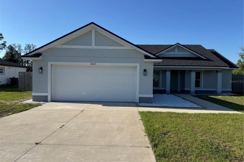 House in Ocala, Florida 3 bedrooms, 136.01 sq.m. № 1743158 - photo 2