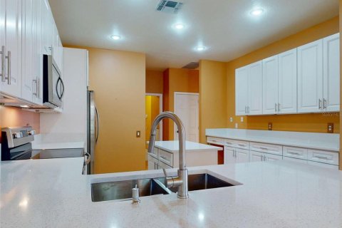 House in Orlando, Florida 4 bedrooms, 232.26 sq.m. № 1830049 - photo 18