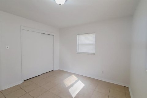 Casa en alquiler en Apollo Beach, Florida, 3 dormitorios, 83.05 m2 № 1869664 - foto 9