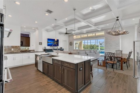 House in Orlando, Florida 4 bedrooms, 287.44 sq.m. № 1784563 - photo 7