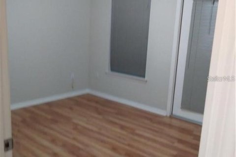 Condo in Tampa, Florida, 1 bedroom  № 2237756 - photo 8