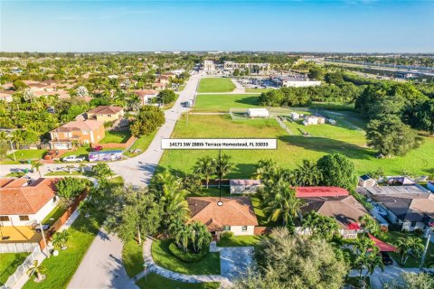 House in Homestead, Florida 3 bedrooms, 111.48 sq.m. № 1953377 - photo 6