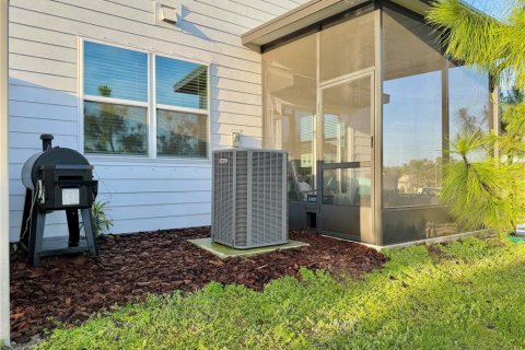 Townhouse in Gibsonton, Florida 3 bedrooms, 136.66 sq.m. № 1901198 - photo 8