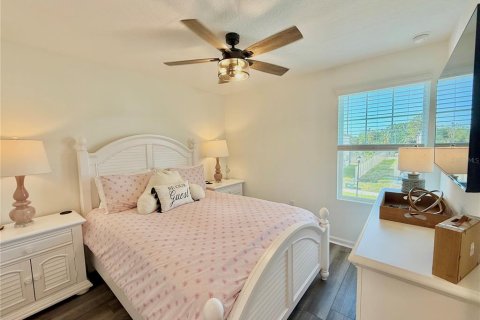 Townhouse in Gibsonton, Florida 3 bedrooms, 136.66 sq.m. № 1901198 - photo 27
