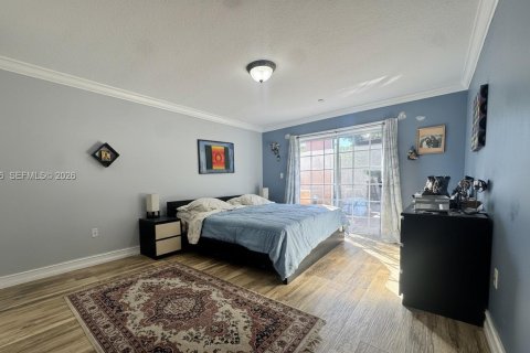 House in Miami, Florida 3 bedrooms, 191.1 sq.m. № 1996178 - photo 10