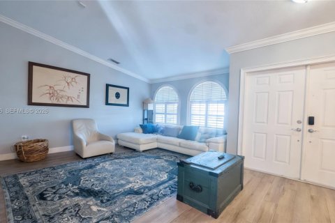 House in Miami, Florida 3 bedrooms, 191.1 sq.m. № 1996178 - photo 5