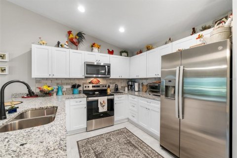 House in Citra, Florida 3 bedrooms, 133.13 sq.m. № 2222244 - photo 11